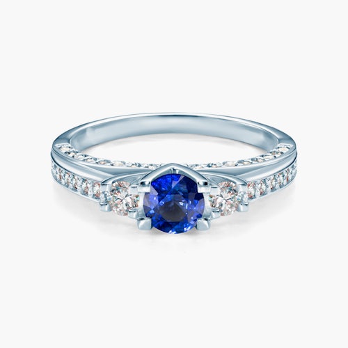 Pierścionek Heart of the Ocean: białe złoto, niebieski szafir